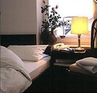 Hotel Matheisen Cologne Room photo